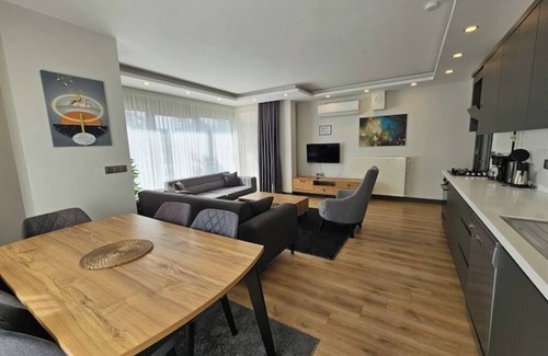 Lara House | New Flat&Large Living Space(2-1) Near Lara Beach