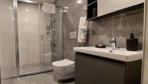 Lara Apartment | New Flat with Big Living Spaces 5 Near By Lara Beach