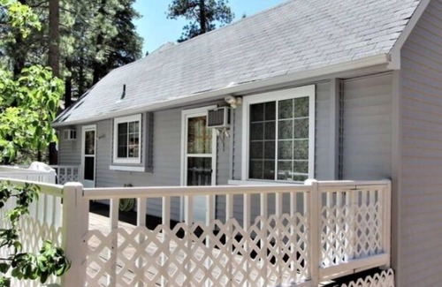 Moonridge House | NEW! Foosball, EV Charger, Dogs OK- Moonridge Chalet