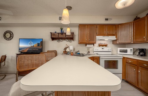 Midtown Ocean City Condo | New for 2022! Affordable 1 bedroom close to downtown attractions