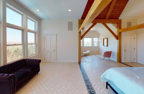 Cooperstown - Otsego Lake House | New for 2023! Heated Pool - Epic Post & Beam Build - Endless Views - Game Room!