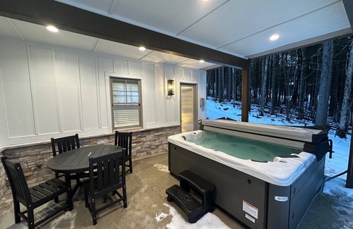 Snowshoe House | NEW! Forever Wild 09 - Brigham Six Bedroom Home