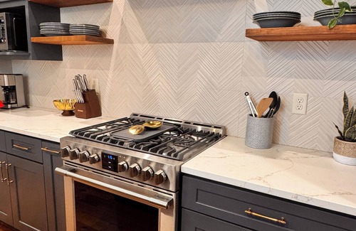Faubourg Marigny House | NEW French Quarter meets Marigny with stunning 2 BR, 2.5 Bath, Balcony & Office