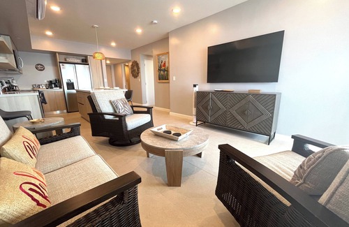 Cerro Plano Condo | New Front Row Oceanfront at Pacific Point w/Gymnn