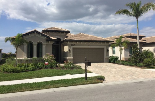 Bonita Springs House | New Gated Community Near Beach - Heated Pool with Lake View - Pet Friendly
