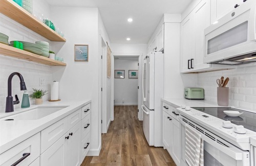Carpinteria Condo | NEW! Gorgeous Beach Condo w/Private Patio #134 by Sunset Shores Condominiums