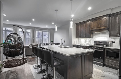Carleton Place House | New Gorgeous Home In Carleton Place, Close to Beach BoatLaunch |20 Min To Ottawa