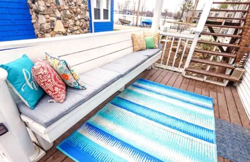 Saint Johns House | NEW! Harmony Harbor- A historic home with water-view!