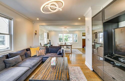 East Shore House | New Haven Gem with Private Pool, Walk to Beach!