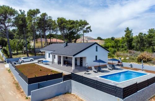 Vir Villa | NEW! Holiday Home in Vir with private pool - TA Leut Agency