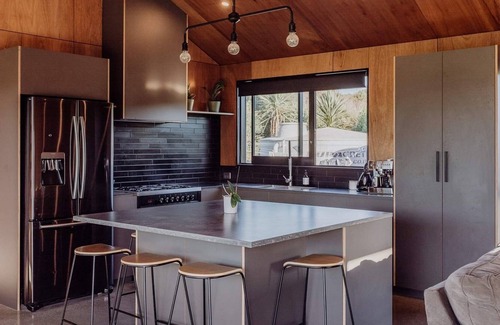 Mangawhai House | New Home Close to Beach and Village. Large, Lawn With Lovely Covered Deck