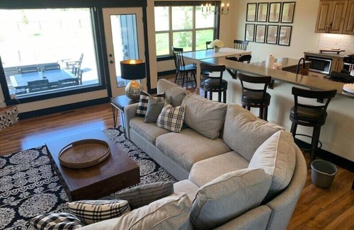 Kalispell House | New Home - Hot Tub, Heated Patio & 3 Full Baths