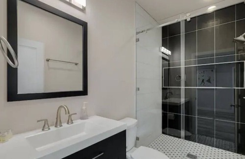 Claremont House | NEW Home near Colleges & Downtown - free parking
