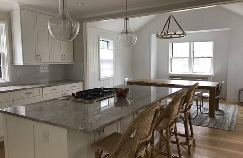 Nantucket Town House | NEW HOME, POOL + CABANA in Town. 5 bdrm, 6 Full + 2 Half Baths. SLEEPS 14