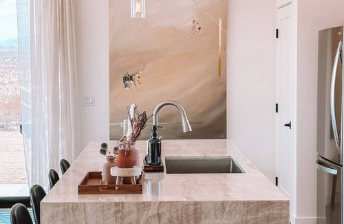 Joshua Tree House | New Home with Gorgeous Views, Spa, Soaking Pool · Noetic House