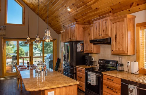 Pagosa Highlands Cabin | New Hot Tub! Close to Fishing, ATV, Hiking, Rafting, Rivers!