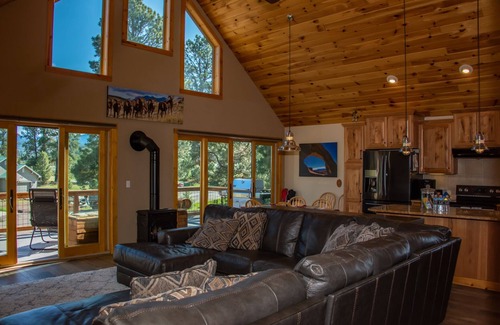 Pagosa Highlands Cabin | New Hot Tub! Close to Fishing, ATV, Hiking, Rafting, Rivers!