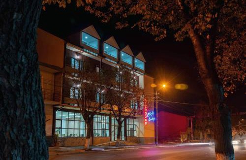 Gori Hotel | New Hotel Lucky