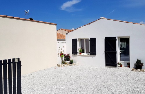 Le Grand-Village-Plage House | NEW HOUSE FACING THE BEACH AND FOREST