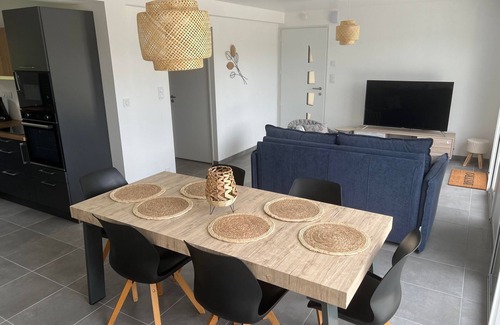 Erquy House | New house, edge of forest, 5min from beach and hiking trails
