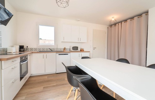 Saint-Paul-en-Born House | New house for 4 near Mimizan - Air conditioning included
