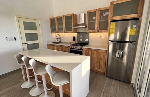 Jonesville House | New house in the heart of nature near the most beautiful virgin beach Camp Bay.