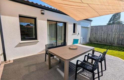 Jard-sur-Mer House | New house with garden - near beach