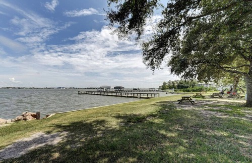 Clear Lake Shores House | New House with Water View
