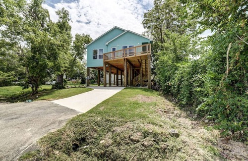 Clear Lake Shores House | New House with Water View
