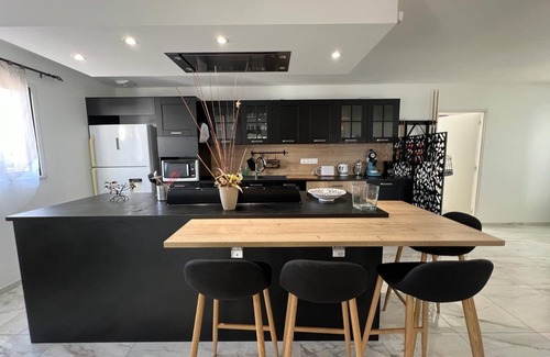 Fresnes Bed & Breakfast | New house~ Zoo et Châteaux 3 stars 11 pers
