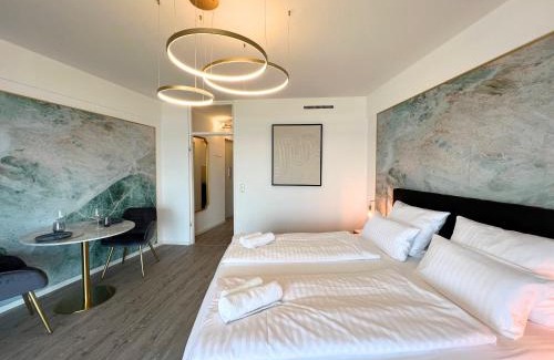 Antonsviertel Apartment | NEW I GREAT CITY VIEW I 32 FLOOR I BOXSPRINGBED and NETFLIX