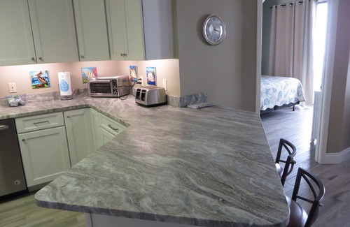 Orange Beach Condo | New in 2020! All new tile floors. New cabinets and granite counter tops