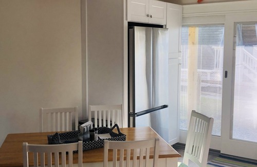 North Ocean City House | New in 2022! Quaint Beach House Half a block from the beach in North OC