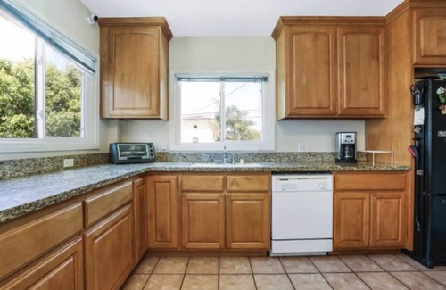 South Redondo House | NEW Irena Redondo Beach · Beach Blanket Lifestyle-6 Blocks to Beach and Pier