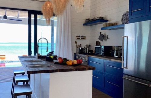 Tar Bay House | New IslandChicBeach Home! StunningViews-Pool-OutdoorKitchen-Reef-mini BballCourt