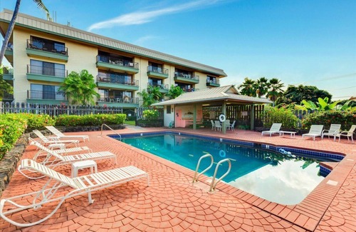 Kahaluu Bay Condo | New! 🌺 Kahaluu Bay Village 201 🐠 Close to Snorkeling, Swimming & Surfing Plus Pool 🐬