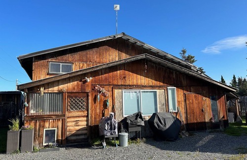 Kenai Cabin | "NEW" Kenai Beachfront Cabin 5 - Rustic Alaskan Cabin