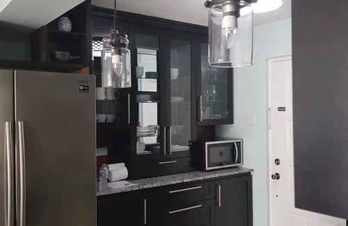 Eden Gardens Apartment | New Kingston Apt at Kensington Court