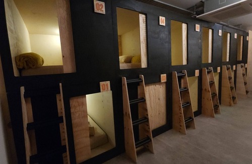 Hackney Hotel | New - Komo Pods
