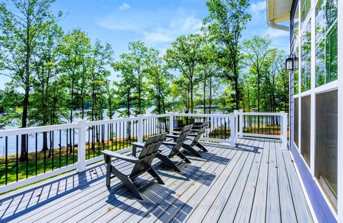 Mineral House | NEW Lake Anna Lakefront Luxury, Private Side, Boat Dock, Boat House, Deck Views