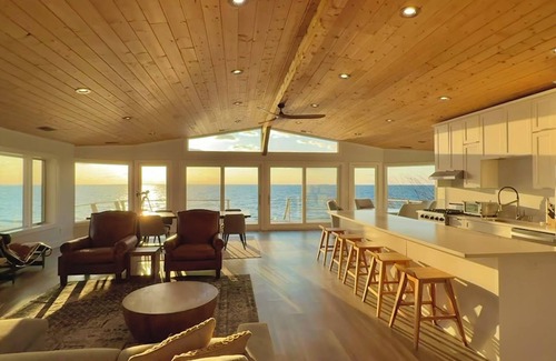Door County House | NEW Lakefront 3 Acre Renovated Egg Harbor Getaway