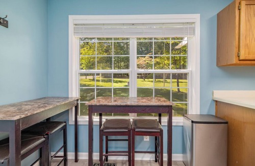Henrico House | New! Lakefront, Great Location, Pet Friendly