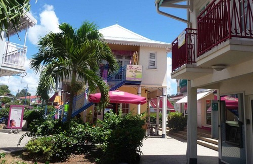 Pointe du Bout Apartment | New landlord! 2 bedrooms, renovated, at a Creole village, near beach, parking