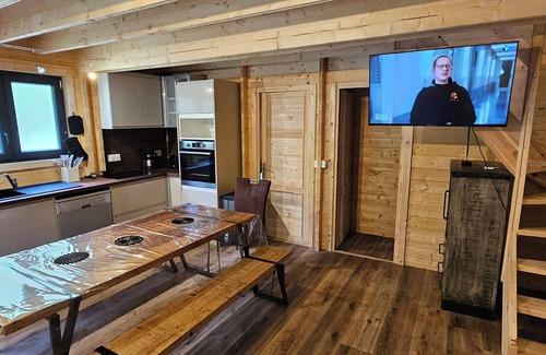 Venosc Ski Chalet | NEW! LES 2 ALPES VENOSC VILLAGE Chalet PESCALUNE 8 pers ski wifi