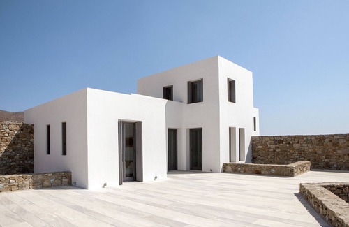 Kalafatis Villa | NEW LIBERATION VILLA 2 MYKONOS