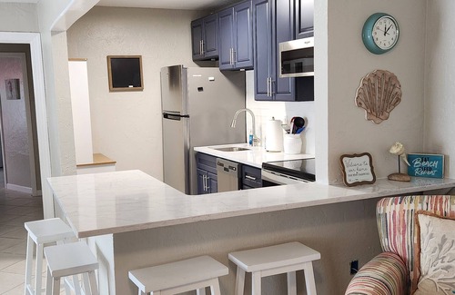 Sarasota Cottage | NEW.Lido Key Cottage