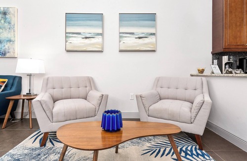 Reunion House | NEW LIST - in Reunion Resort Luxury!