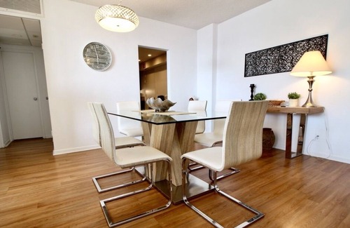 Hallandale Beach Apartment | NEW LISTING !!! 2 BEDROOM 2 BATHROOM w/ heated pool!!!