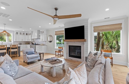 Isle of Palms House | New Listing! 28 22nd Ave - Modern IOP Beach House!