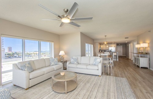 Pensacola Beach Condo | NEW Listing - 3B Gulf Front @ Emerald Isle!